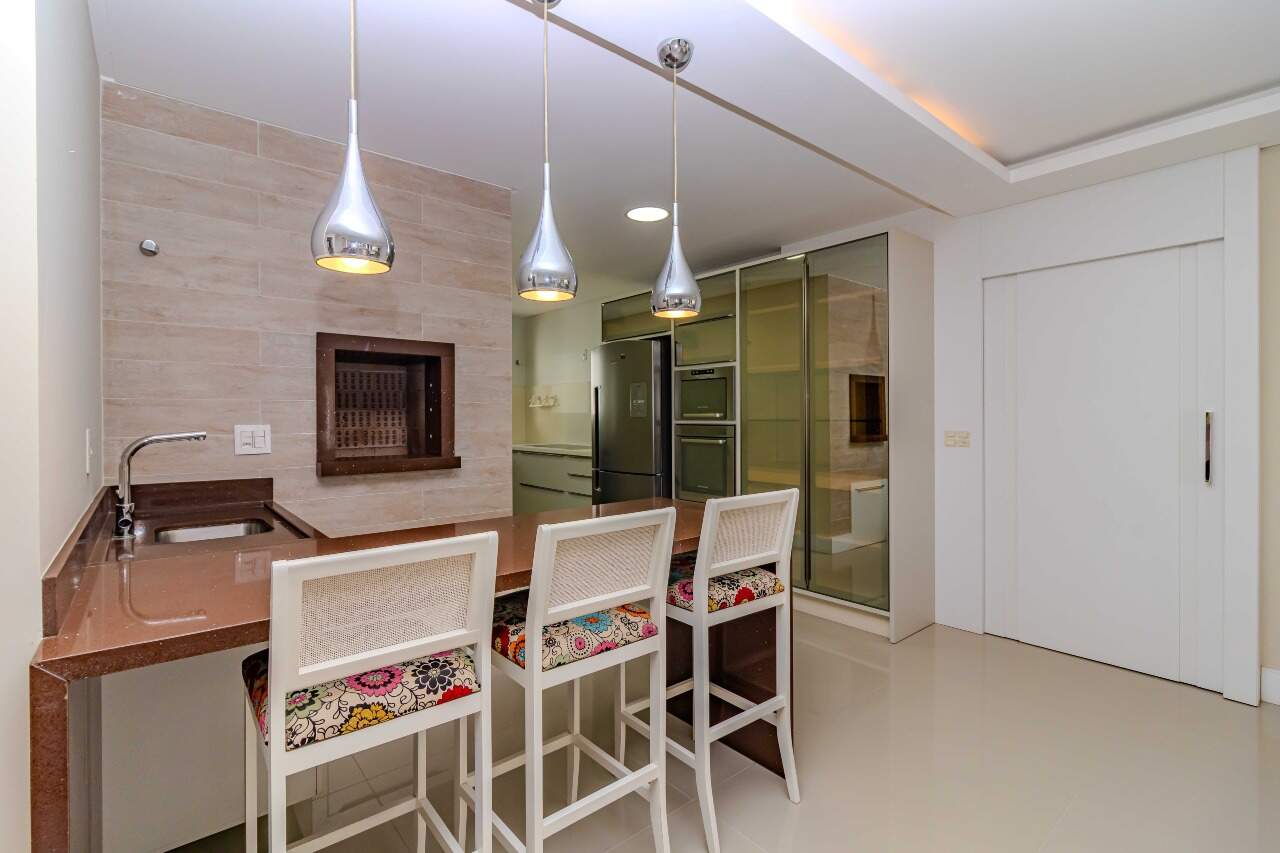 Apartamento à venda no Pioneiros: