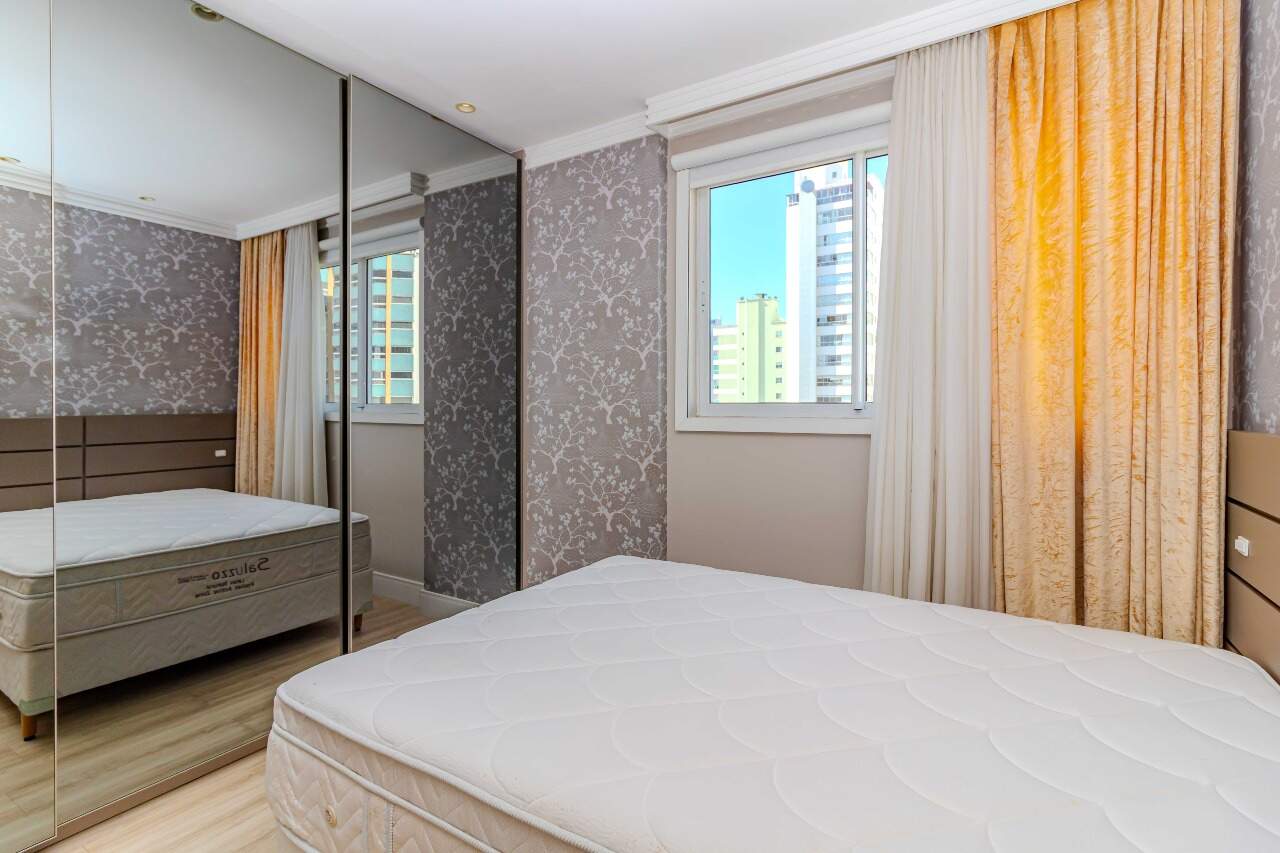 Apartamento à venda no Pioneiros: