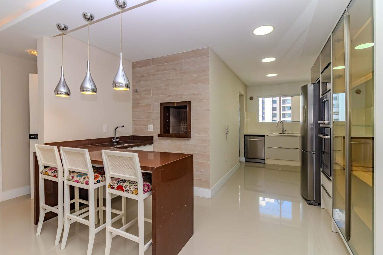 Apartamento à venda no Pioneiros: