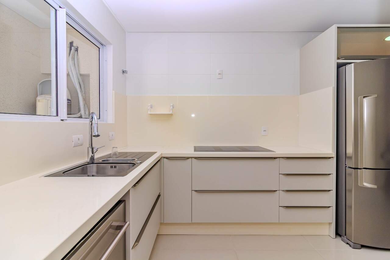 Apartamento à venda no Pioneiros: