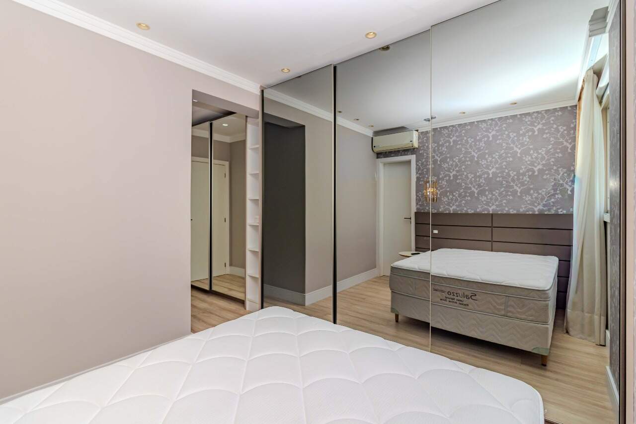 Apartamento à venda no Pioneiros: