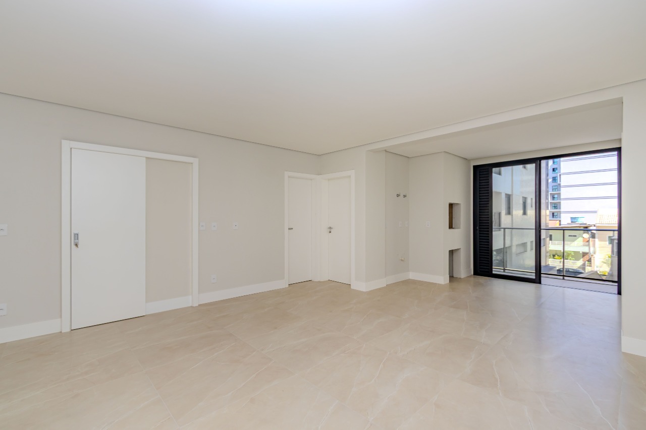 Apartamento à venda no Praia Brava: 