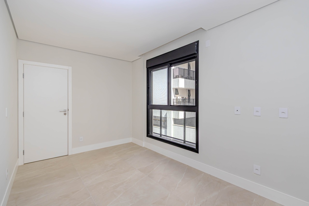 Apartamento à venda no Praia Brava: 