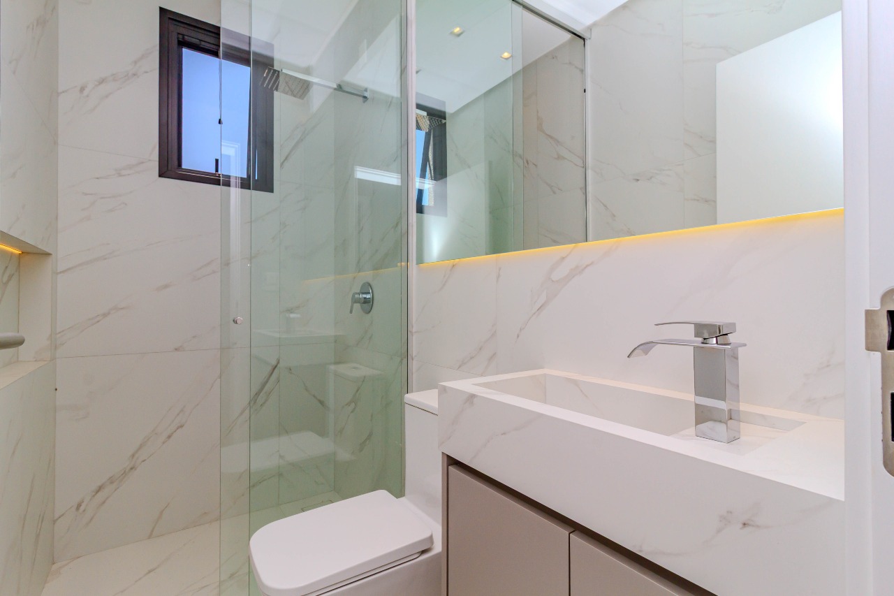 Casa de Condomínio à venda no Centro: 