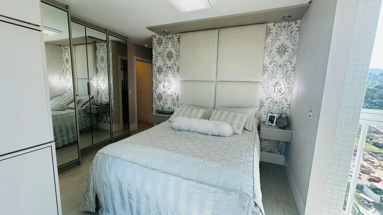 Apartamento à venda no Praia Brava: 