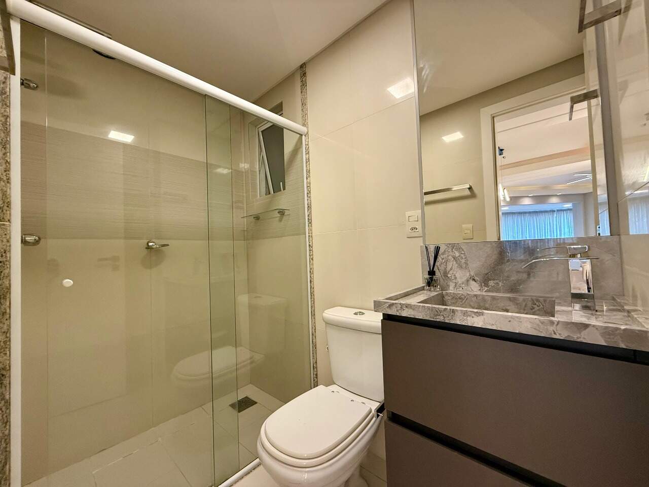 Apartamento à venda no Pioneiros: