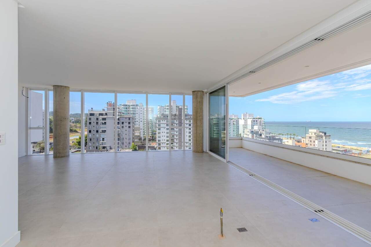 Apartamento à venda no Praia Brava:
