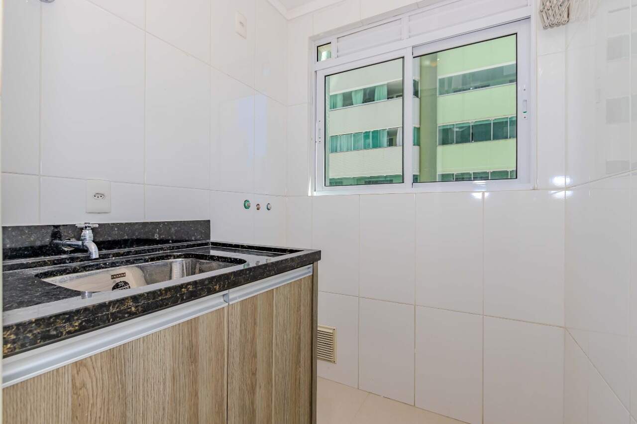 Apartamento diferenciado à venda no Pioneiros: