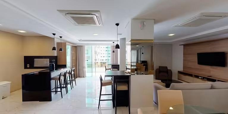 Apartamento à venda no Centro: