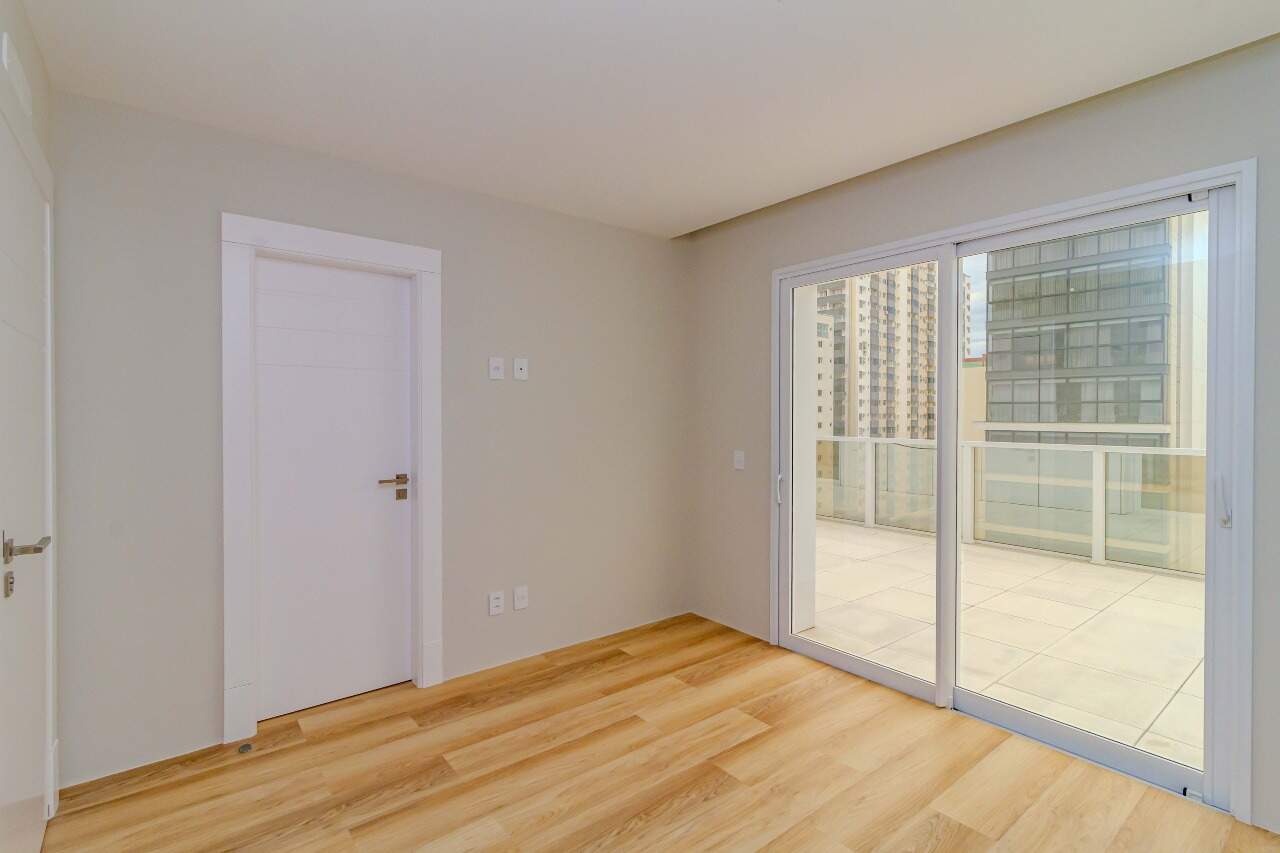 Apartamento diferenciado à venda no Centro: 