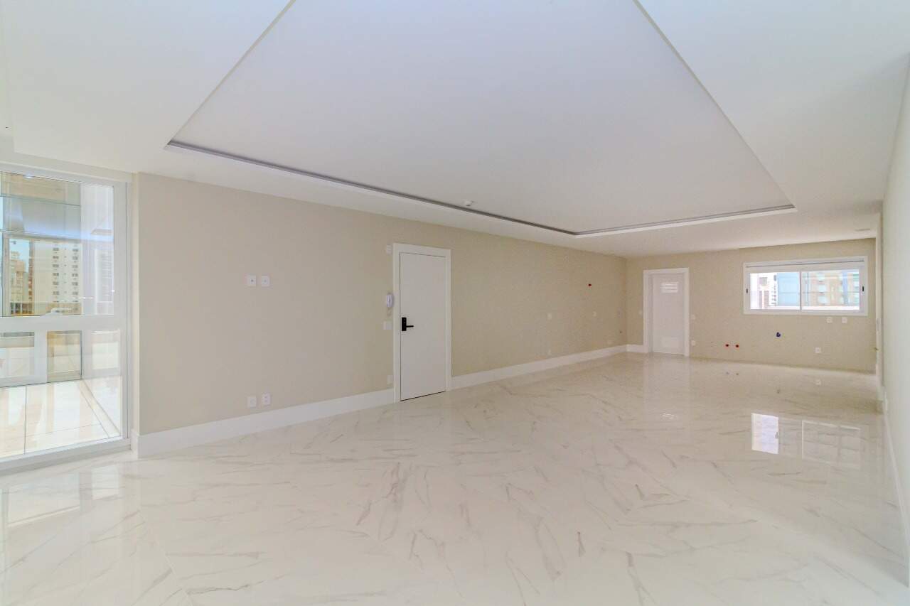 Apartamento diferenciado à venda no Centro: 