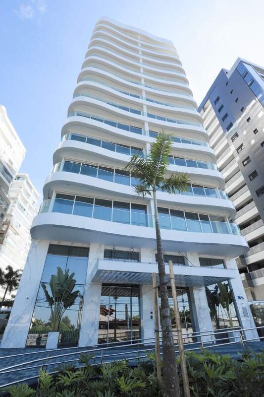 Apartamento diferenciado à venda no Praia Brava: Fachada do Le Blanc Brava Résidence, da RV Empreendimentos, na Praia Brava