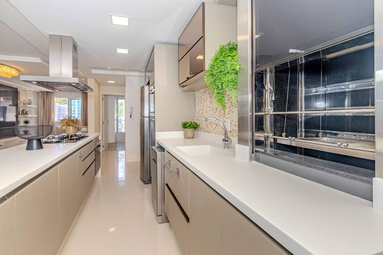 Apartamento à venda no Pioneiros: 