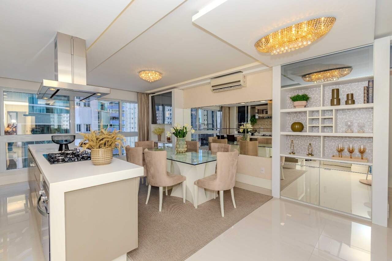 Apartamento à venda no Pioneiros: 