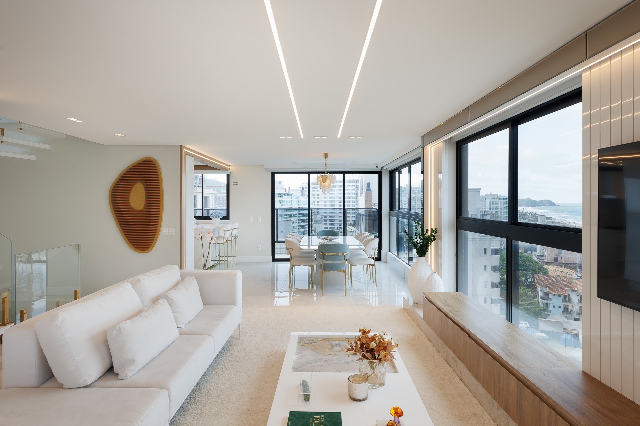 Cobertura à venda no Praia Brava: 