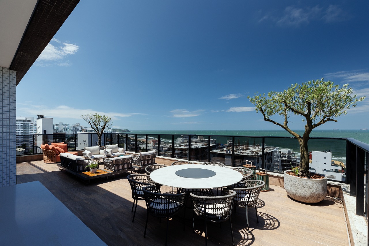 Cobertura à venda no Praia Brava: 