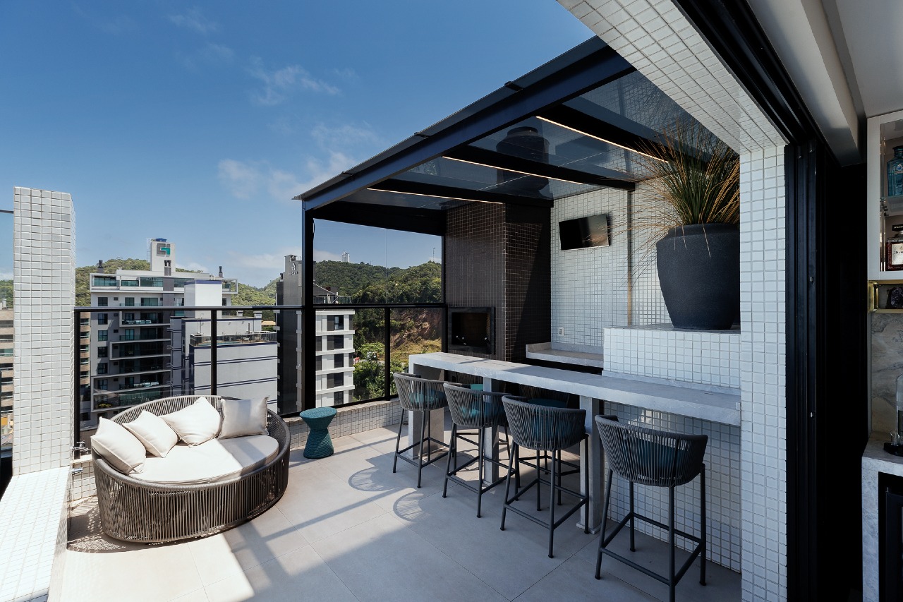 Cobertura à venda no Praia Brava: 