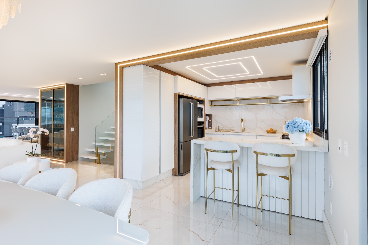 Cobertura à venda no Praia Brava: 