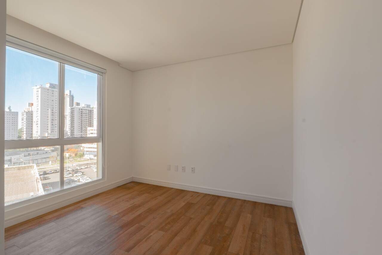 Apartamento à venda no Fazenda: