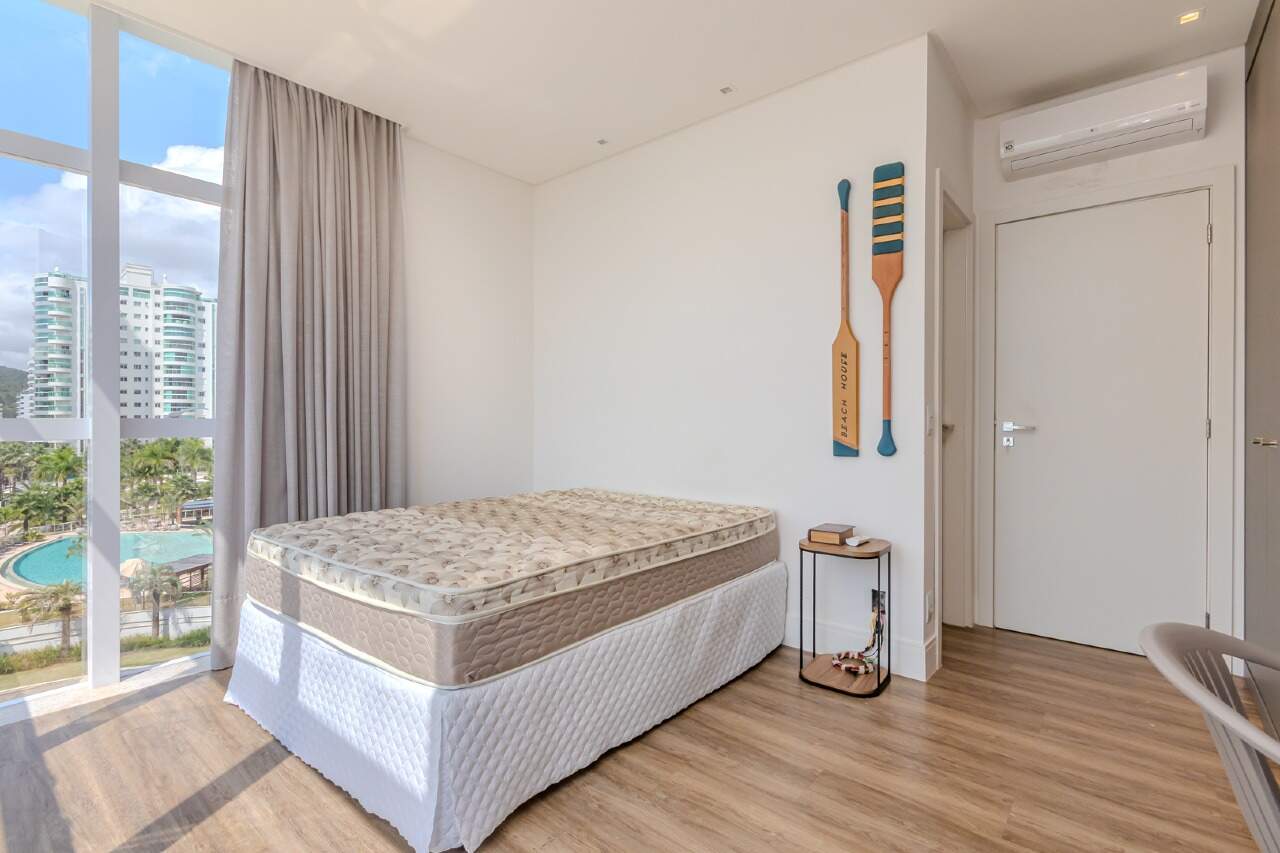 Apartamento à venda no Praia Brava: