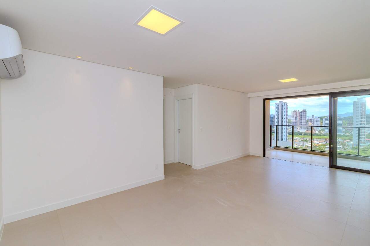 Apartamento à venda no Praia Brava: