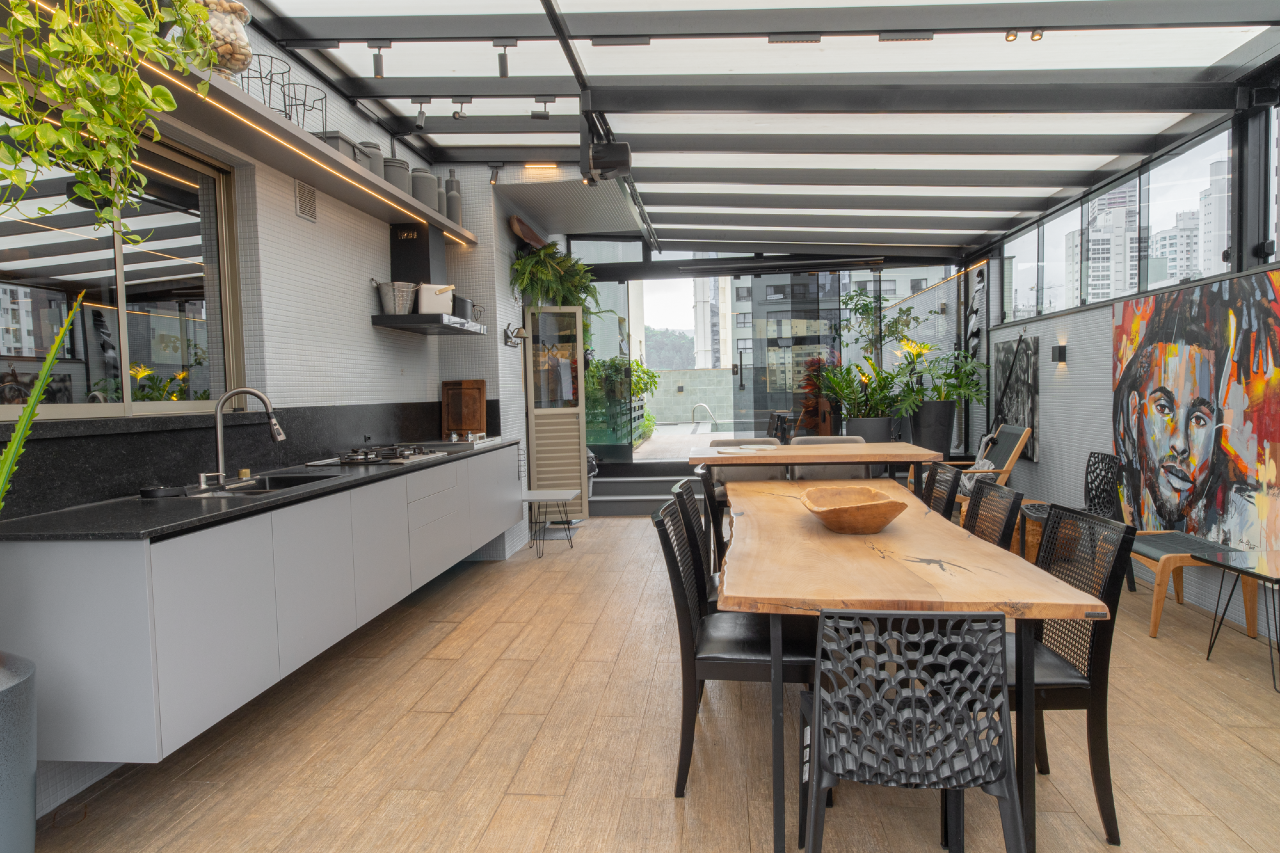 Apartamento diferenciado à venda no Centro: 