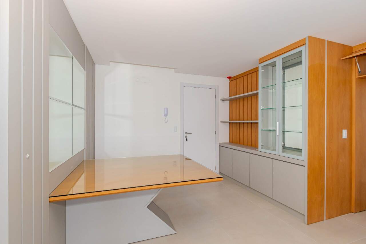 Apartamento à venda no Praia Brava: 