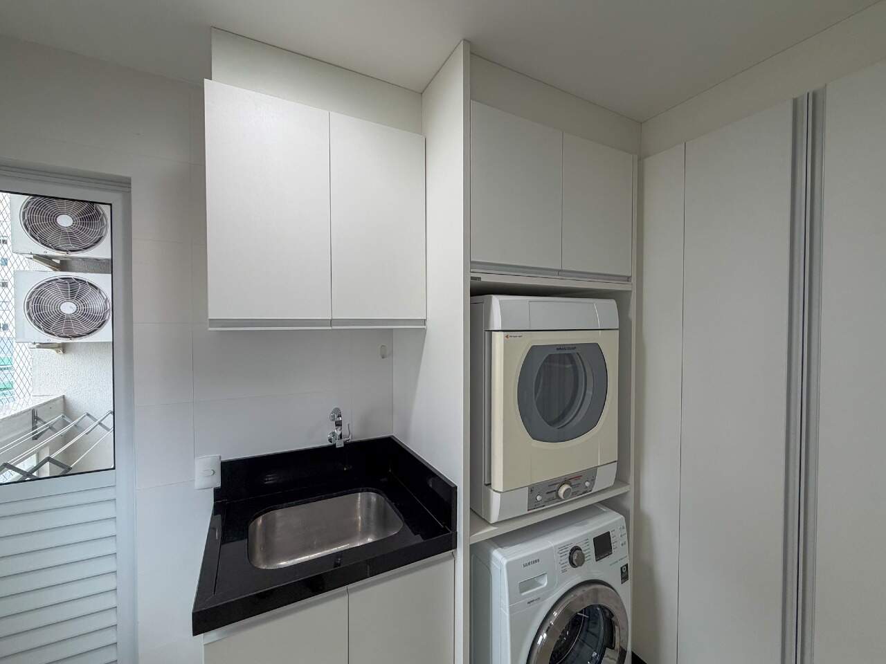 Apartamento à venda no Pioneiros: