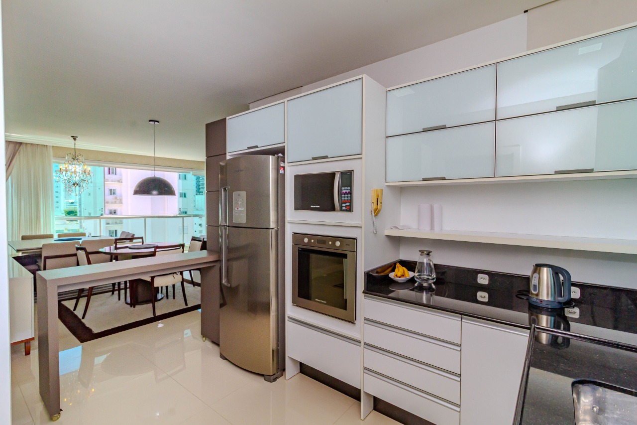 Apartamento à venda no Pioneiros: 