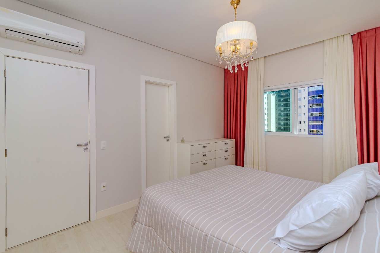 Apartamento à venda no Pioneiros: 