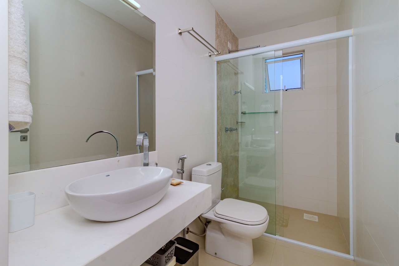 Apartamento à venda no Pioneiros: 