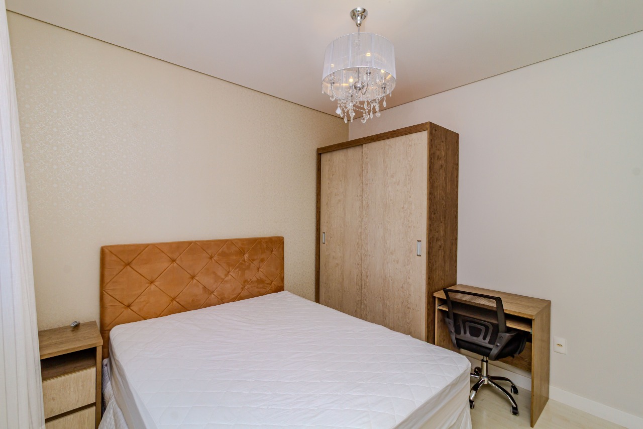 Apartamento à venda no Pioneiros: 