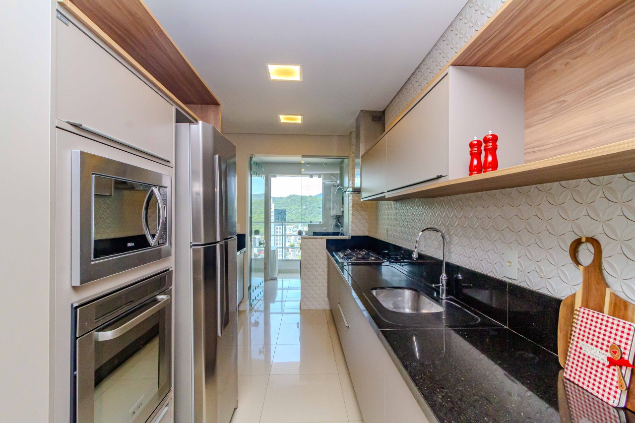 Apartamento à venda no Pioneiros: 