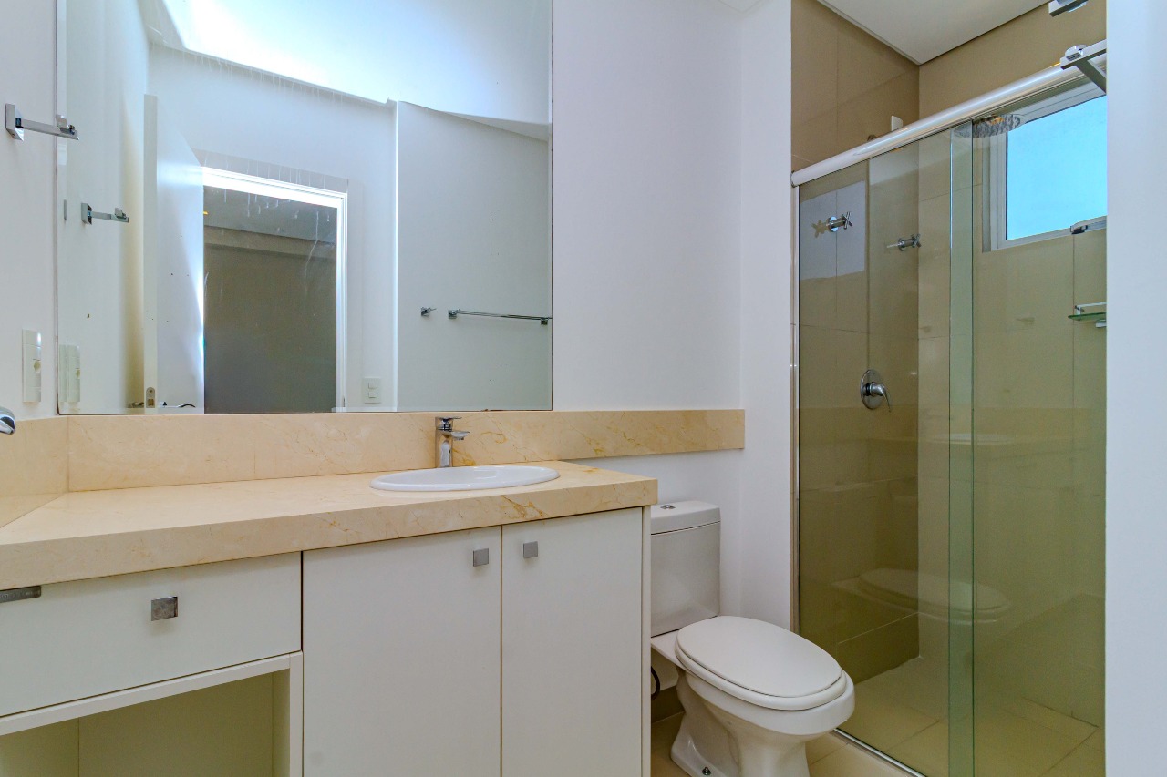 Apartamento à venda no Pioneiros: 