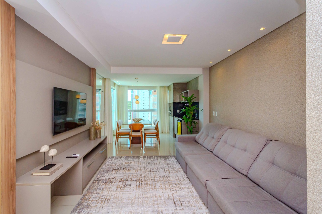 Apartamento à venda no Pioneiros: 