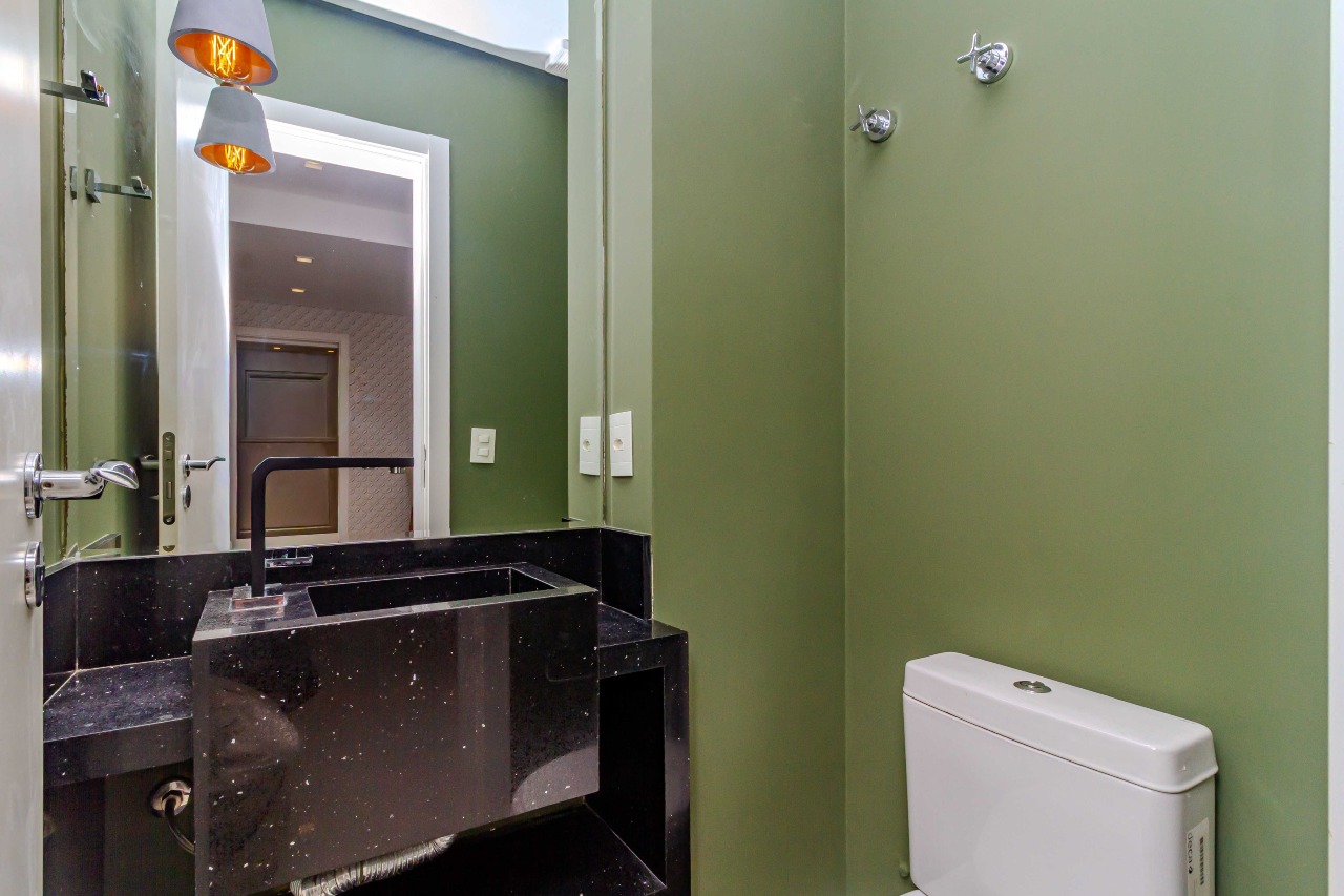 Apartamento à venda no Pioneiros: 