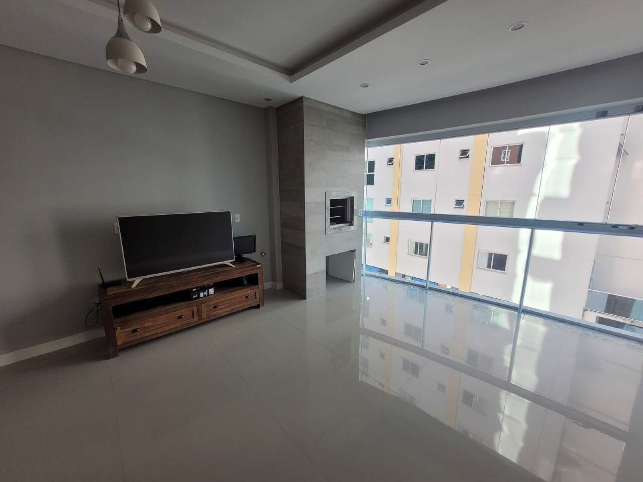 Apartamento à venda no Pioneiros: 