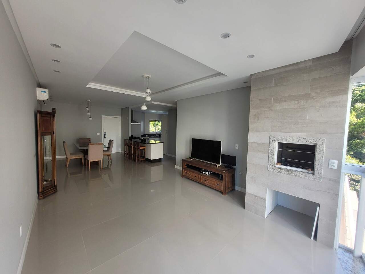 Apartamento à venda no Pioneiros: 