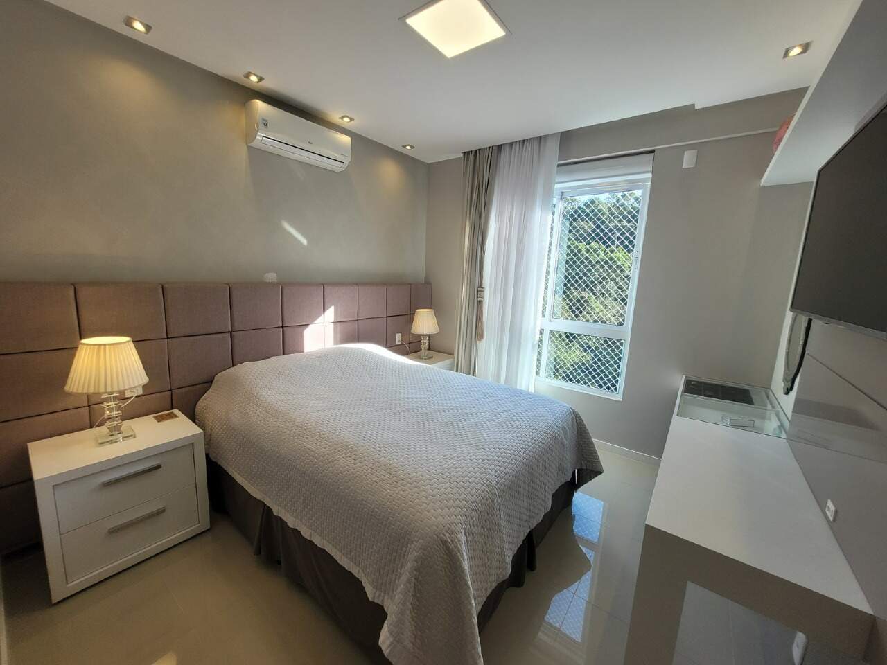 Apartamento à venda no Pioneiros: 