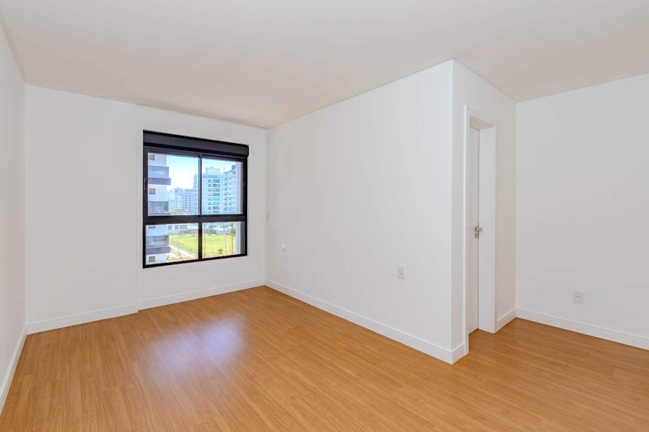 Apartamento diferenciado à venda no Praia Brava: