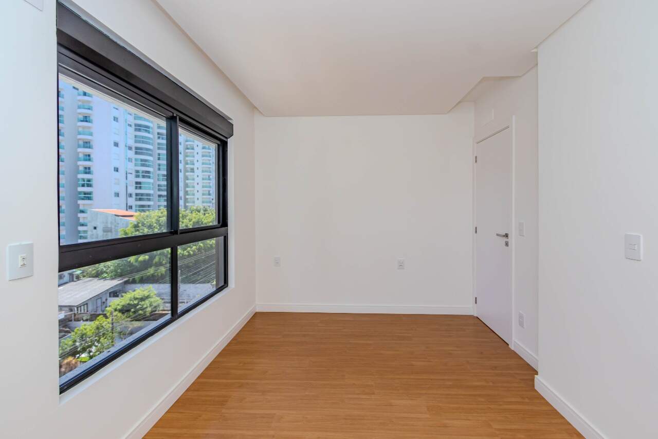 Apartamento diferenciado à venda no Praia Brava: