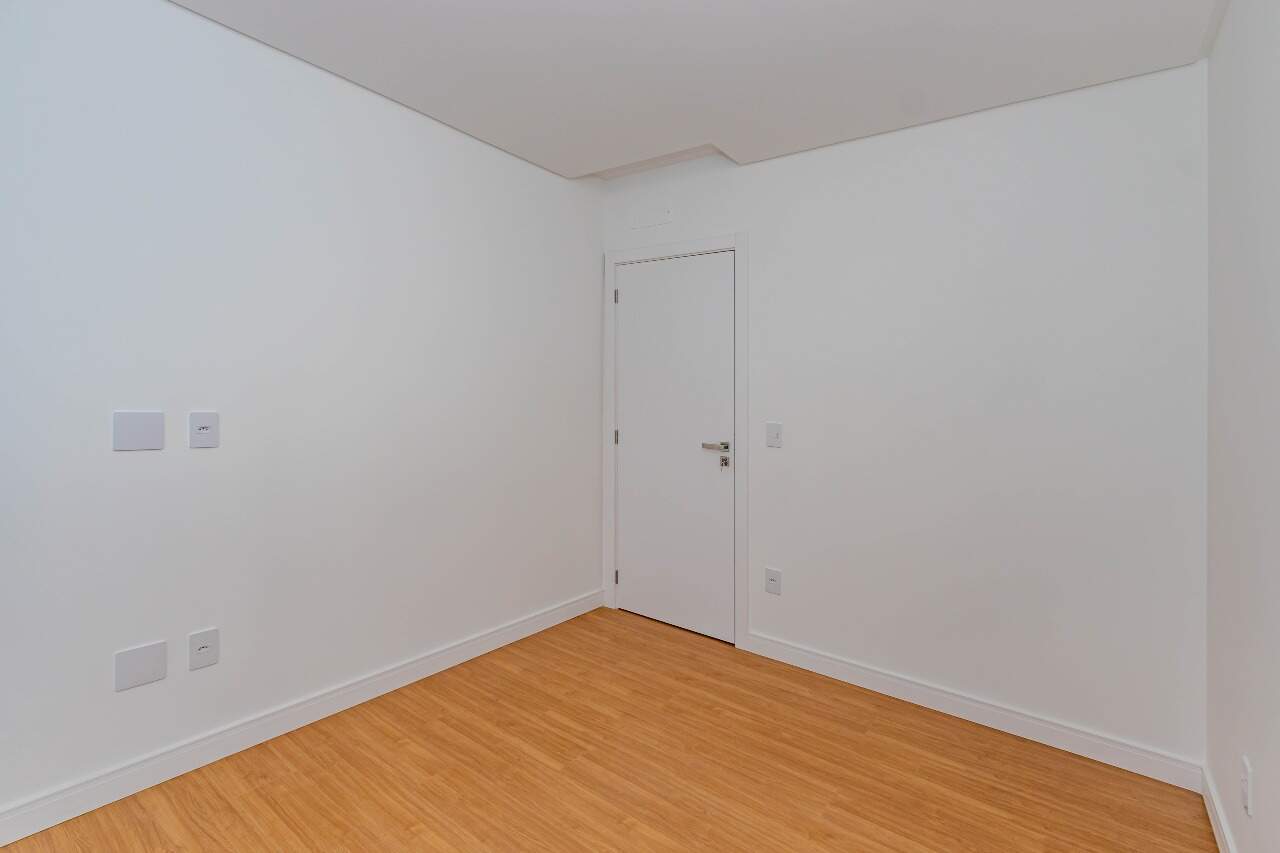 Apartamento diferenciado à venda no Praia Brava: