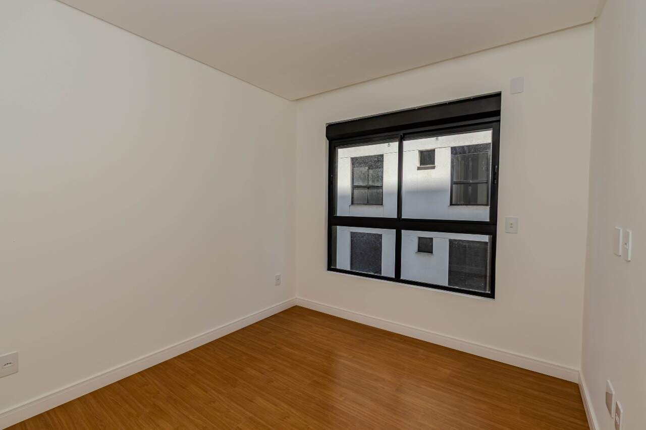 Apartamento diferenciado à venda no Praia Brava: