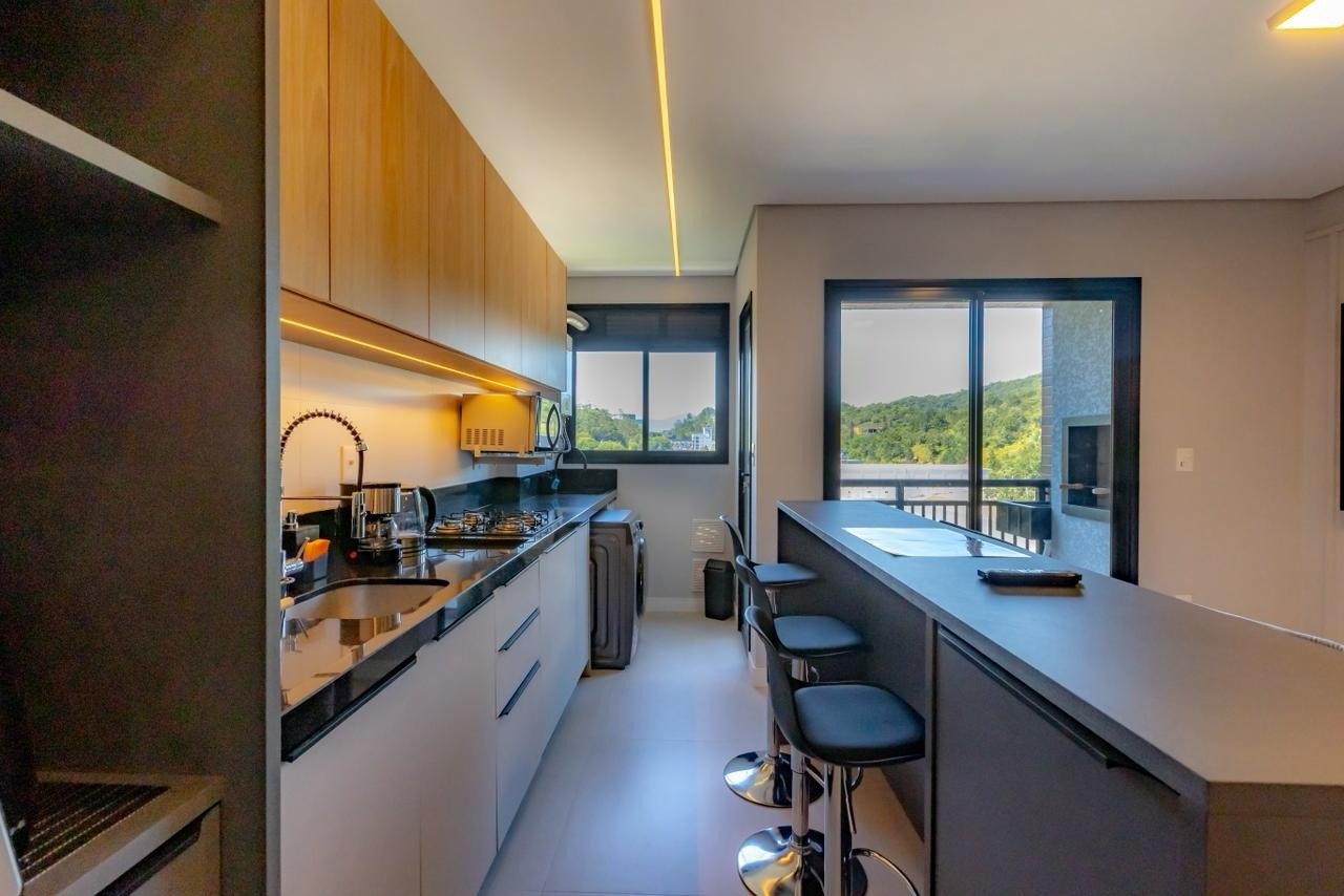 Apartamento à venda no Praia dos Amores: 