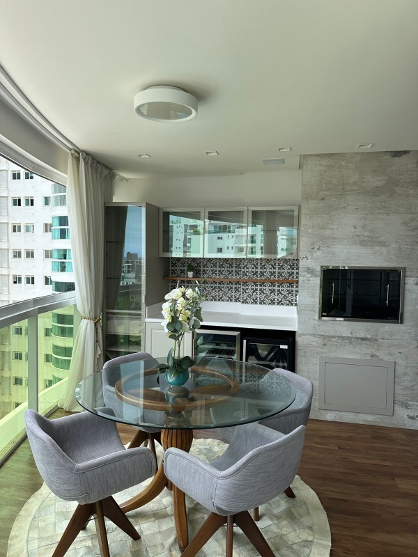 Apartamento à venda no Praia Brava: 