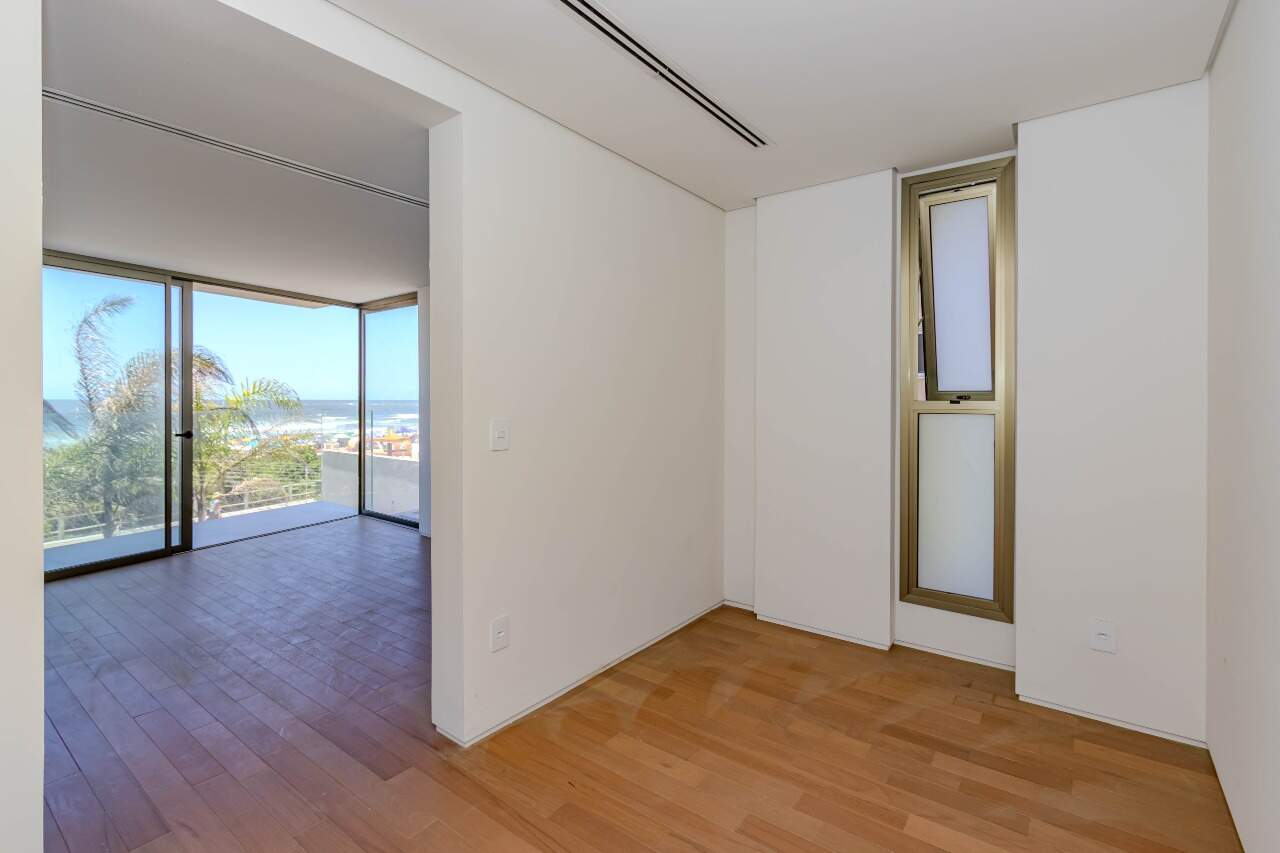 Apartamento diferenciado à venda no Praia Brava: 