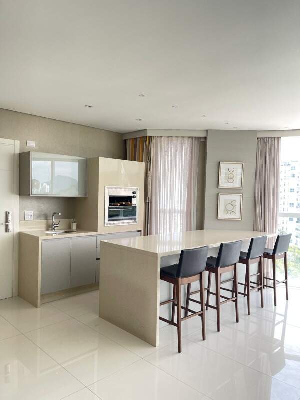 Apartamento à venda no Praia Brava: 