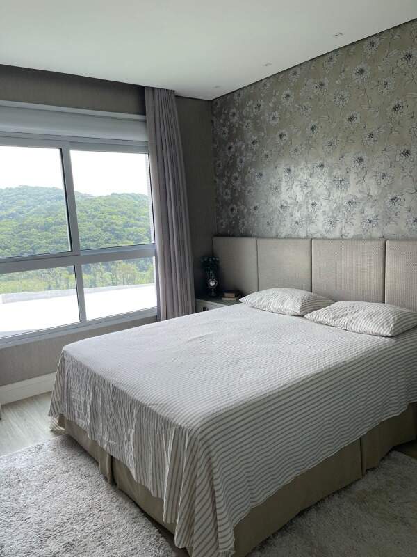 Apartamento à venda no Praia Brava: 