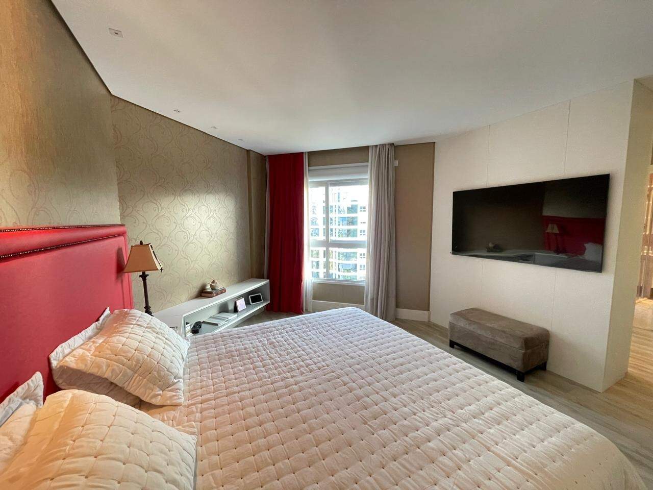 Apartamento à venda no Praia Brava: 