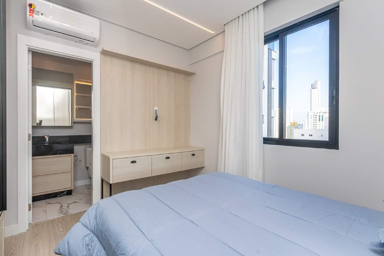 Apartamento à venda no Pioneiros: 